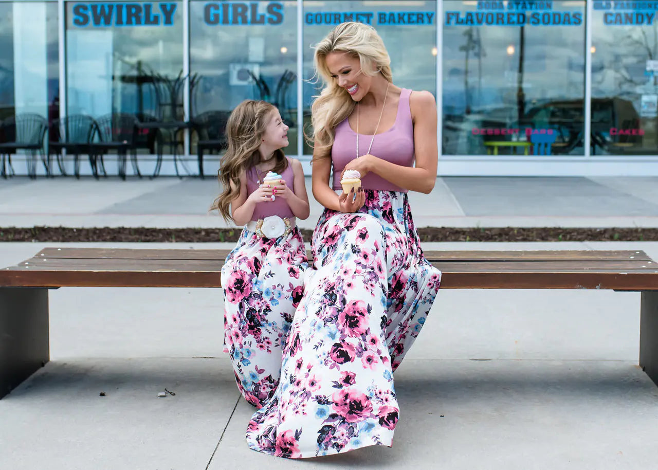 Fashionable Mother-Daughter Matching Dresses